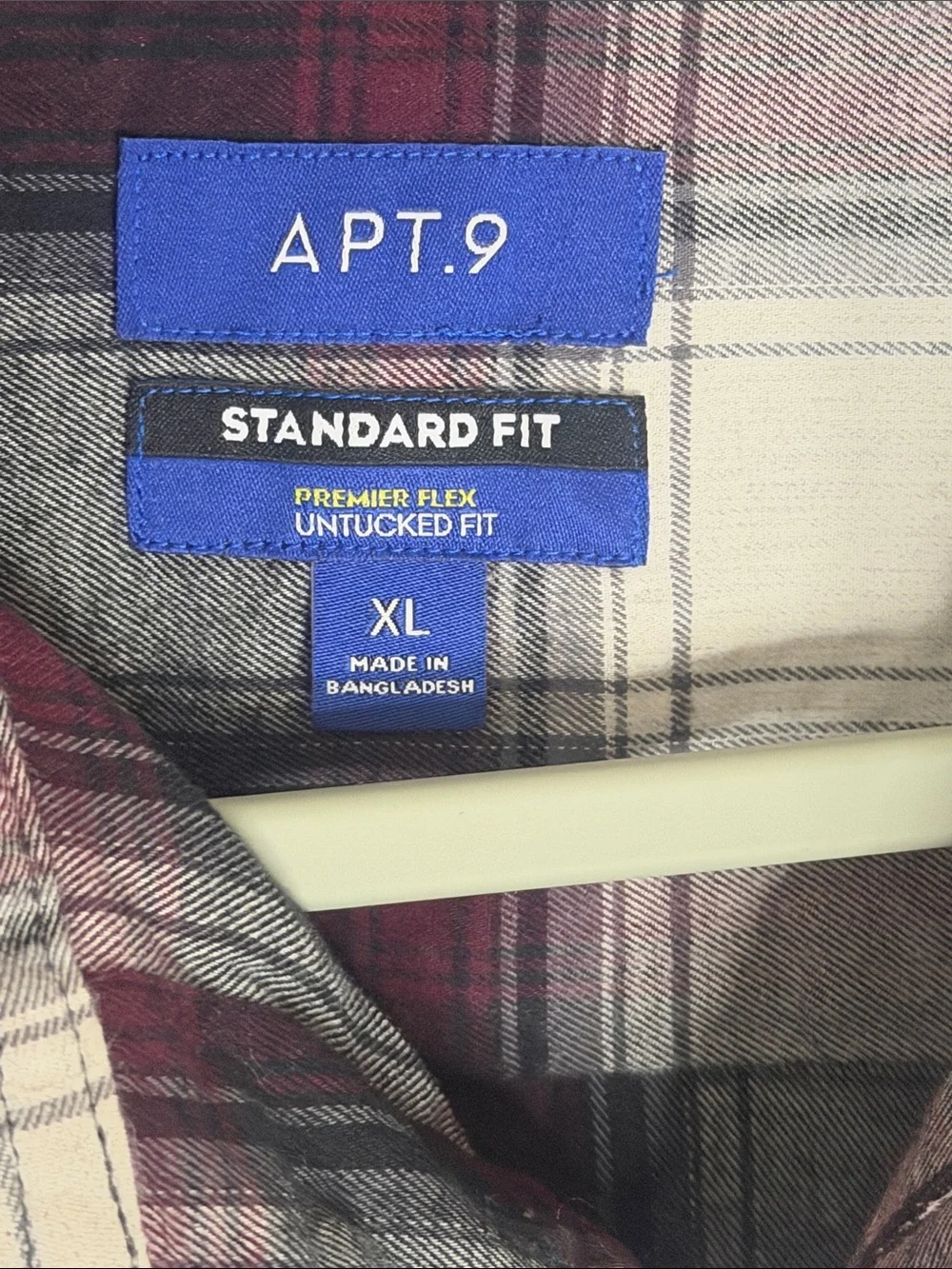Apt. 9 Men's Black, White & Burgundy Plaid Button-Down Shirt